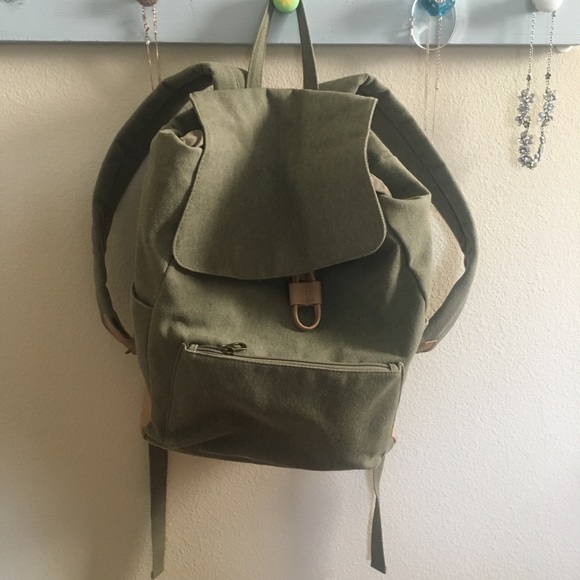 Universal Thread Handbags - Universal Thread Green Backpack